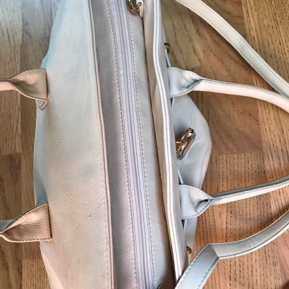 Oversized Handbag - Picture 8 of 16